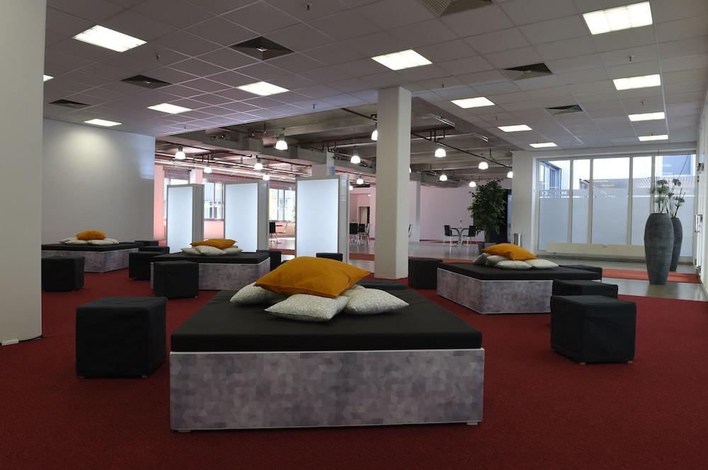 Globana Airport Hotel Schkeuditz Esterno foto